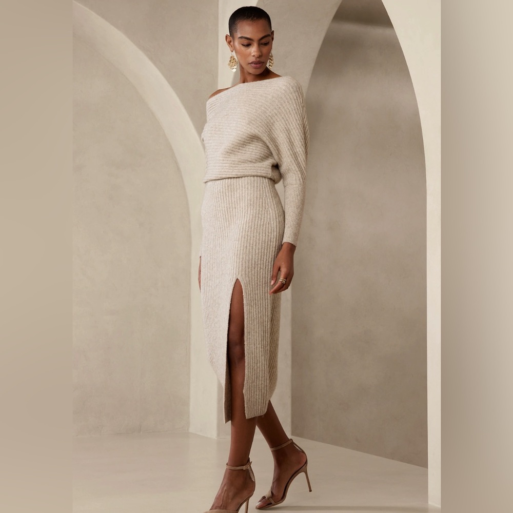 NWT Banana Republic Colleta Off-Shoulder Midi Sweater Dress - L